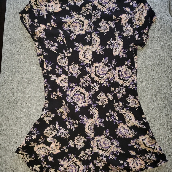Billabong Floral Romper - Picture 9 of 12